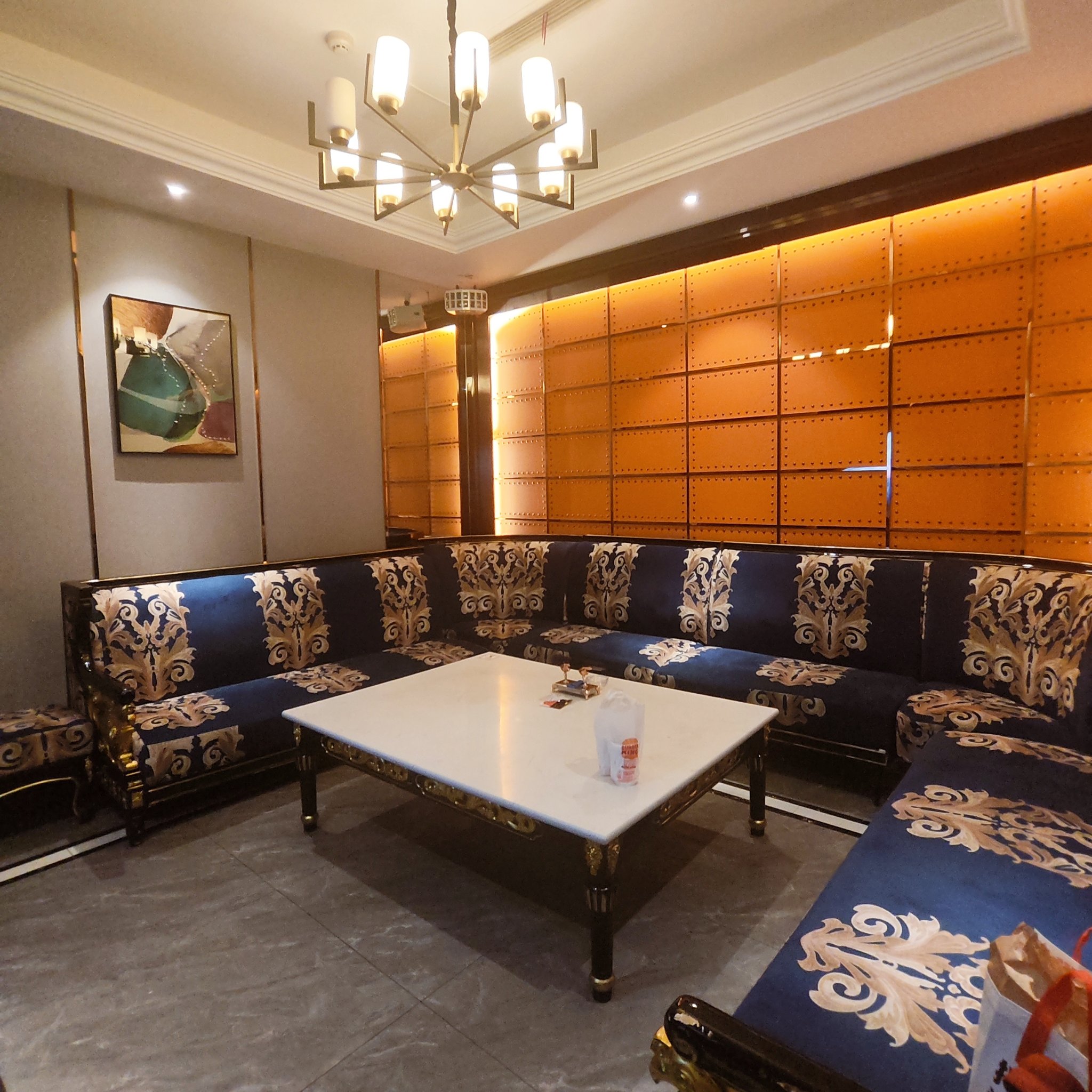 安阳商务ktv多少钱一个小时揭秘-龙安区ktv预定